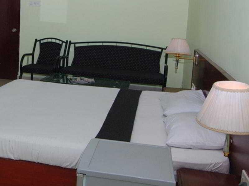 Priya Residency Hotel Secundurabad Exterior foto